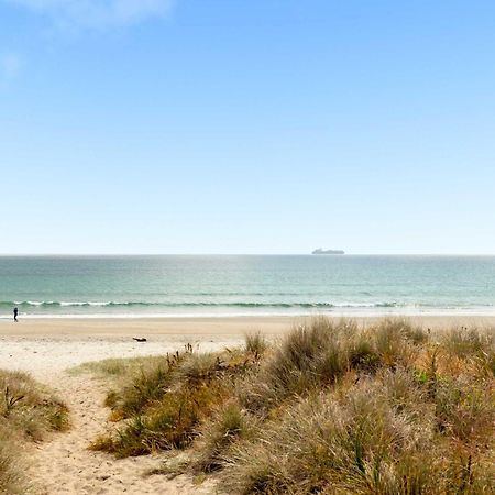 Beach Side Bliss - Oceanside Mount Maunganui Exterior foto